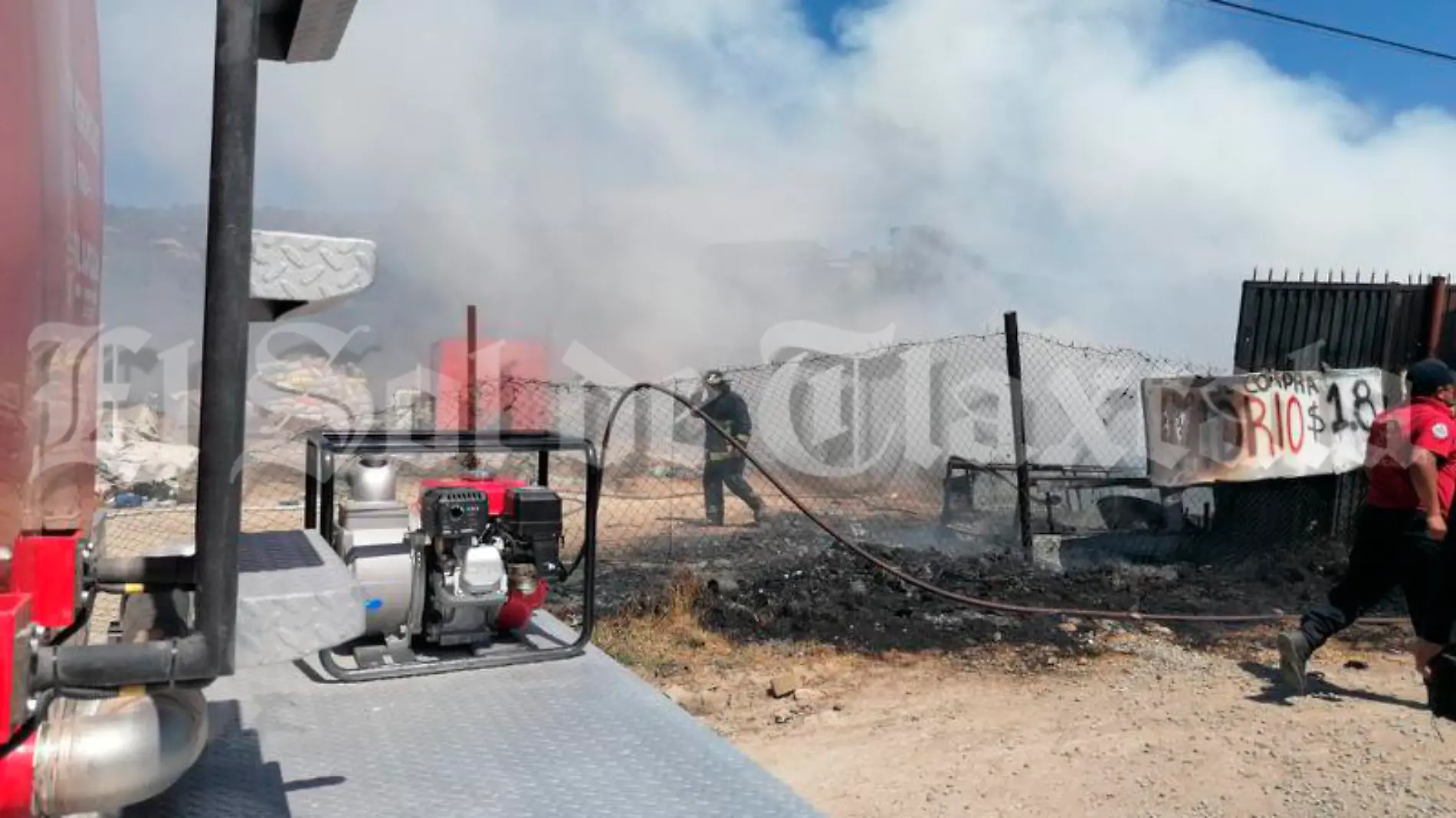 incendio entre dos gasolineras 2-2